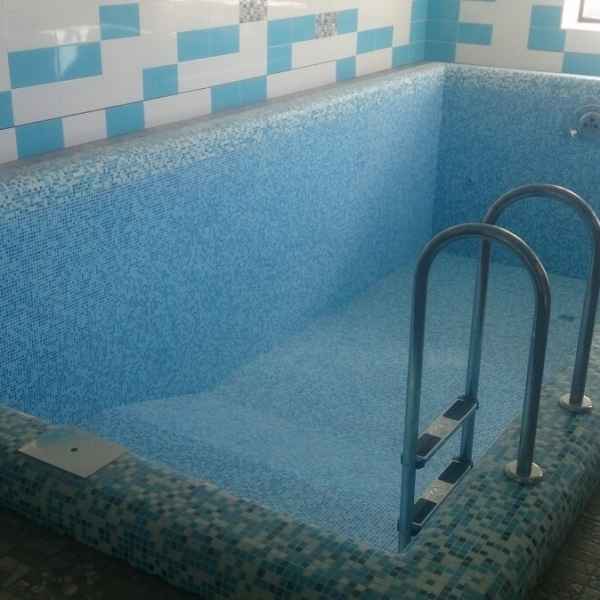 мозаичный бассейн